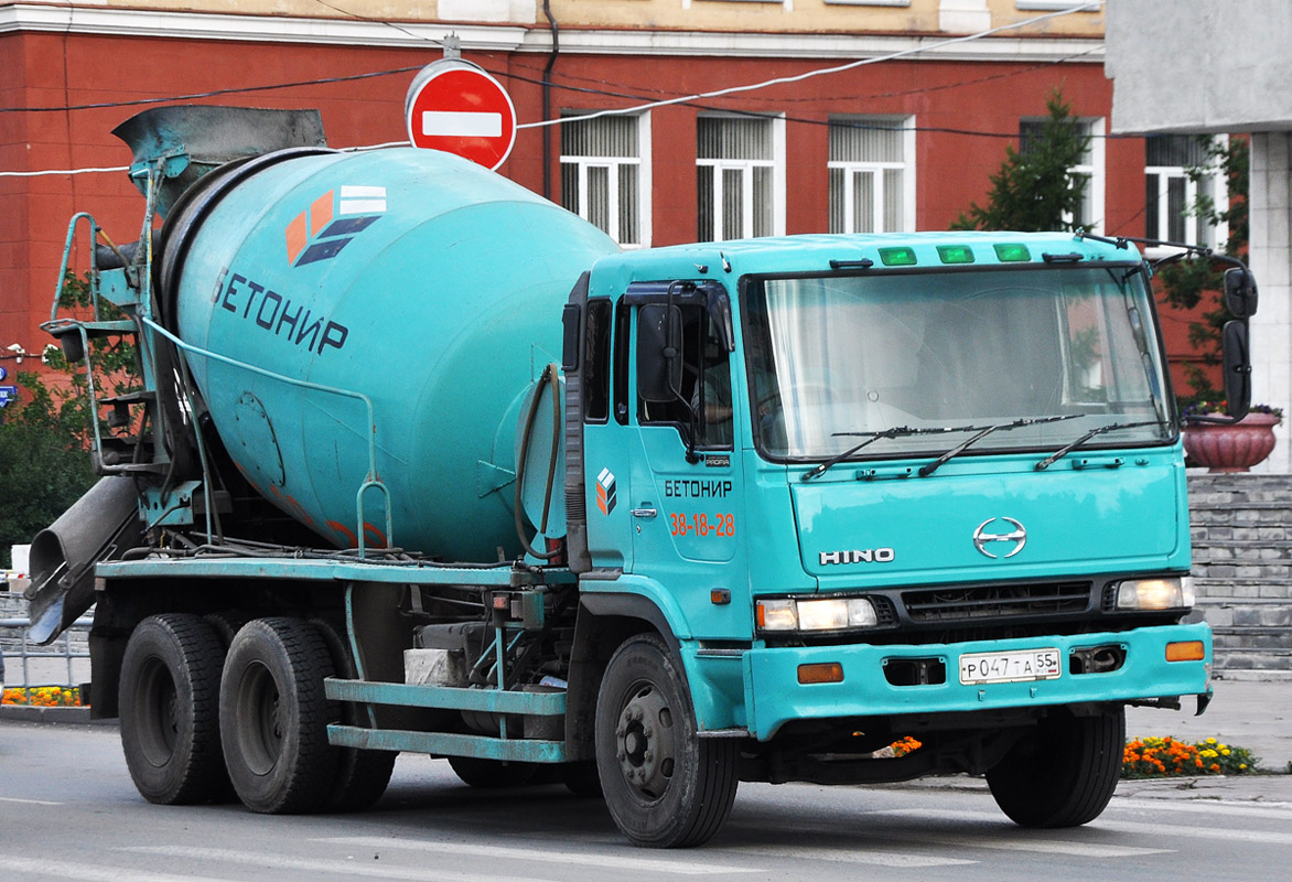 Омская область, № Р 047 ТА 55 — Hino Profia