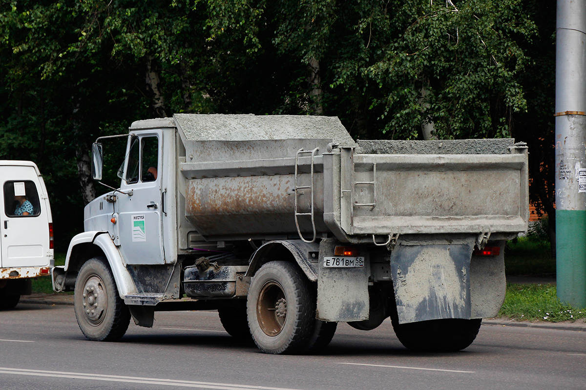 Пензенская область, № Е 781 ВМ 58 — ЗИЛ-494560