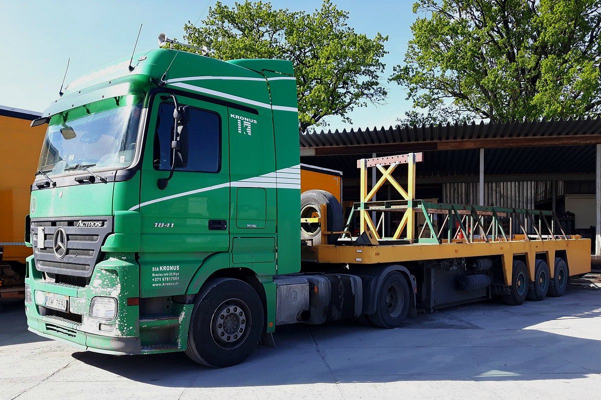 Латвия, № GM-7694 — Mercedes-Benz Actros ('2003) 1841