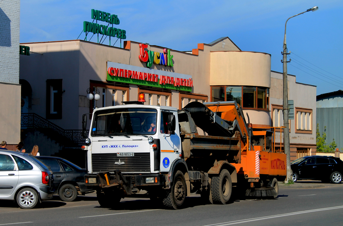 Витебская область, № АВ 8653-2 — МАЗ-5551 (общая модель)