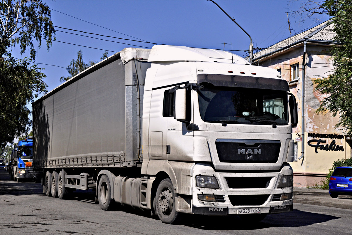 Алтайский край, № А 328 УА 22 — MAN TGX ('2007) 18.440