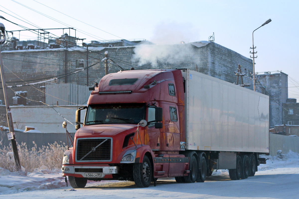 Ямало-Ненецкий автоном.округ, № В 566 СН 89 — Volvo VNL780