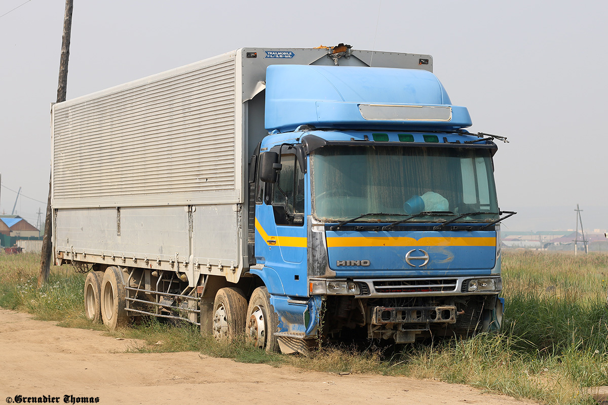 Саха (Якутия), № О 627 КМ 14 — Hino Profia