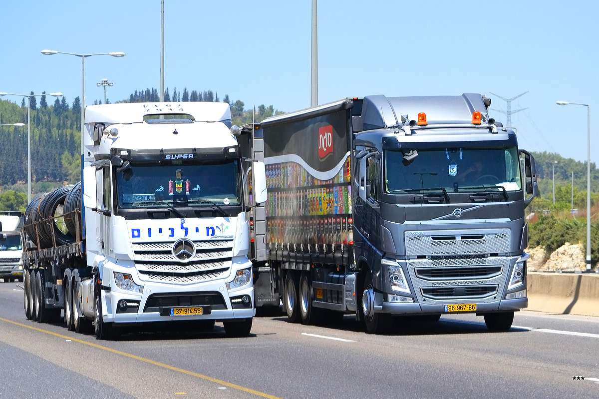 Израиль, № 37-914-55 — Mercedes-Benz Actros ('2011); Израиль, № 96-967-86 — Volvo ('2012) FH-Series