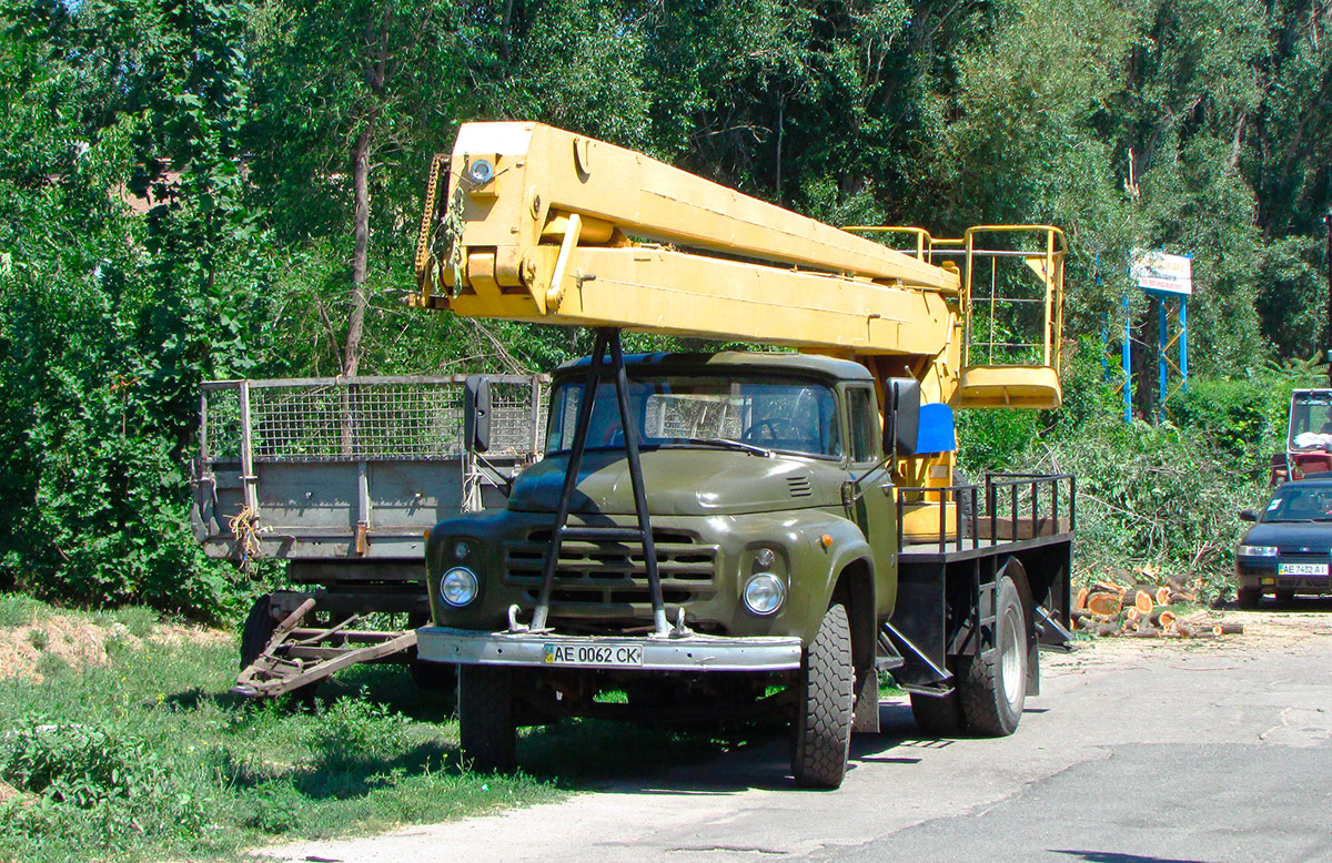 Днепропетровская область, № АЕ 0062 СК — ЗИЛ-431412