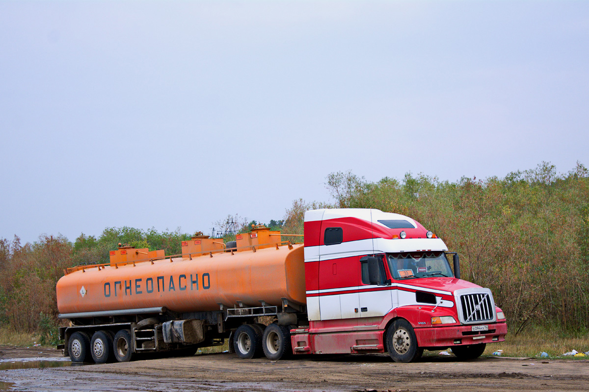 Саха (Якутия), № Е 094 КХ 14 — Volvo VNL660