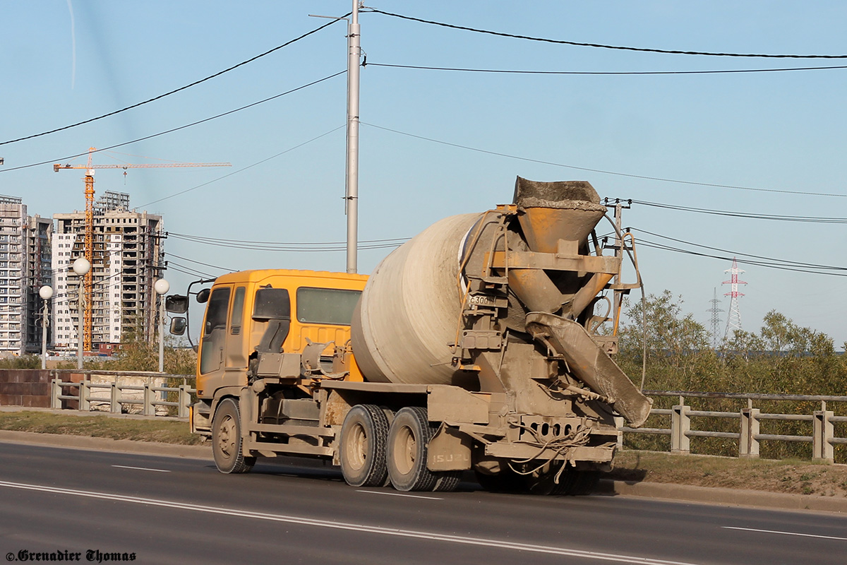 Саха (Якутия), № С 300 КХ 14 — Isuzu Giga (общая модель)