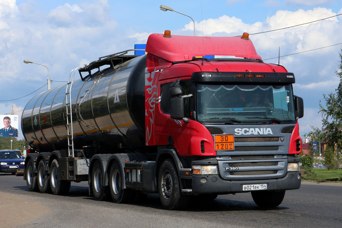 Новосибирская область, № В 021 ВК 154 — Scania ('2004) P380