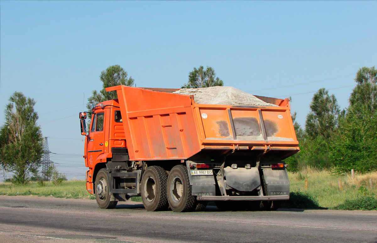 Днепропетровская область, № АЕ 9987 ВС — КамАЗ-65115 [651150]