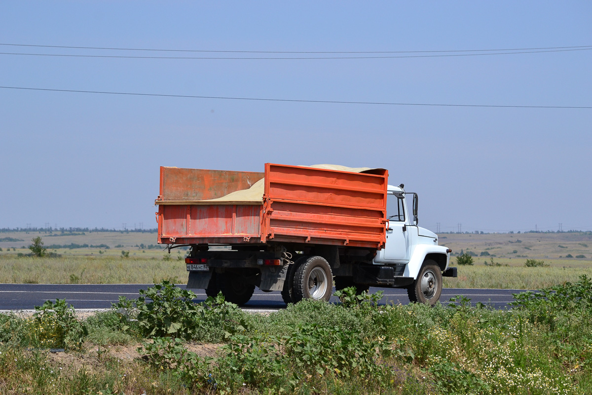 Волгоградская область, № Е 846 НС 82 — ГАЗ-3309