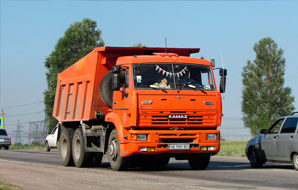 Днепропетровская область, № АЕ 9987 ВС — КамАЗ-65115 [651150]