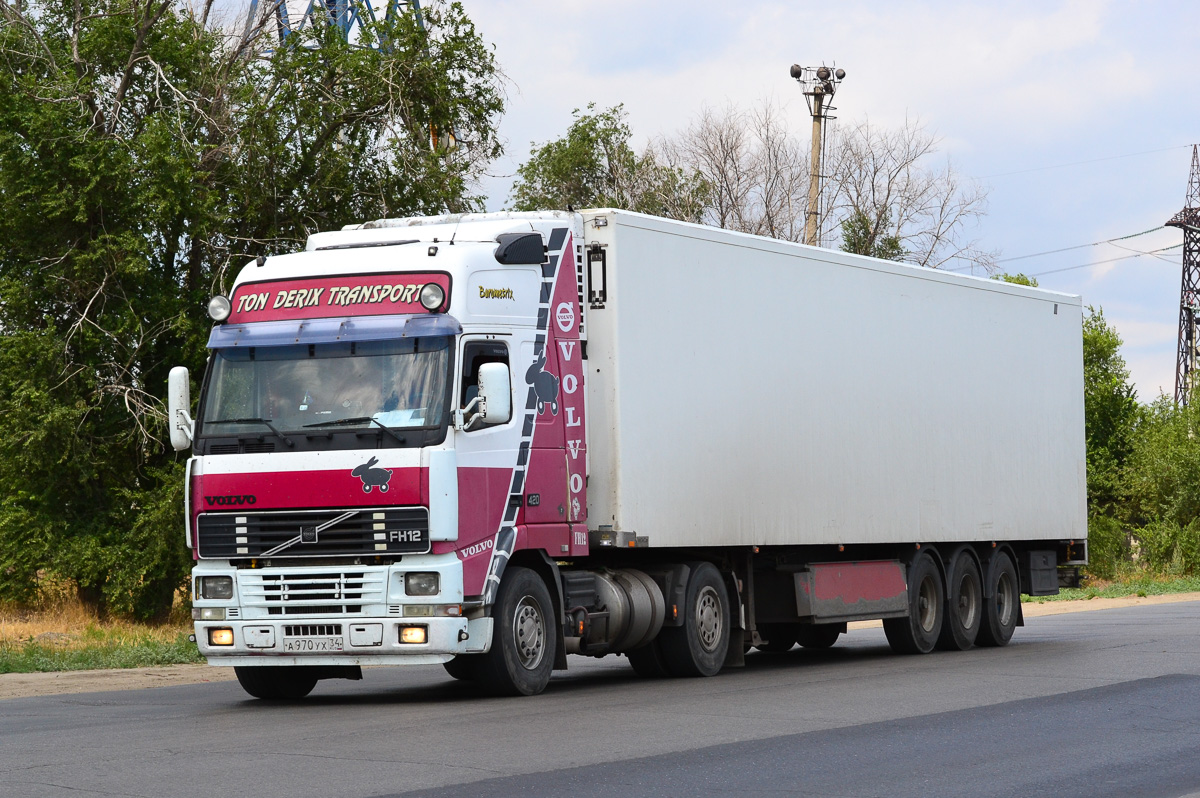 Волгоградская область, № А 970 УХ 34 — Volvo ('1993) FH12.420