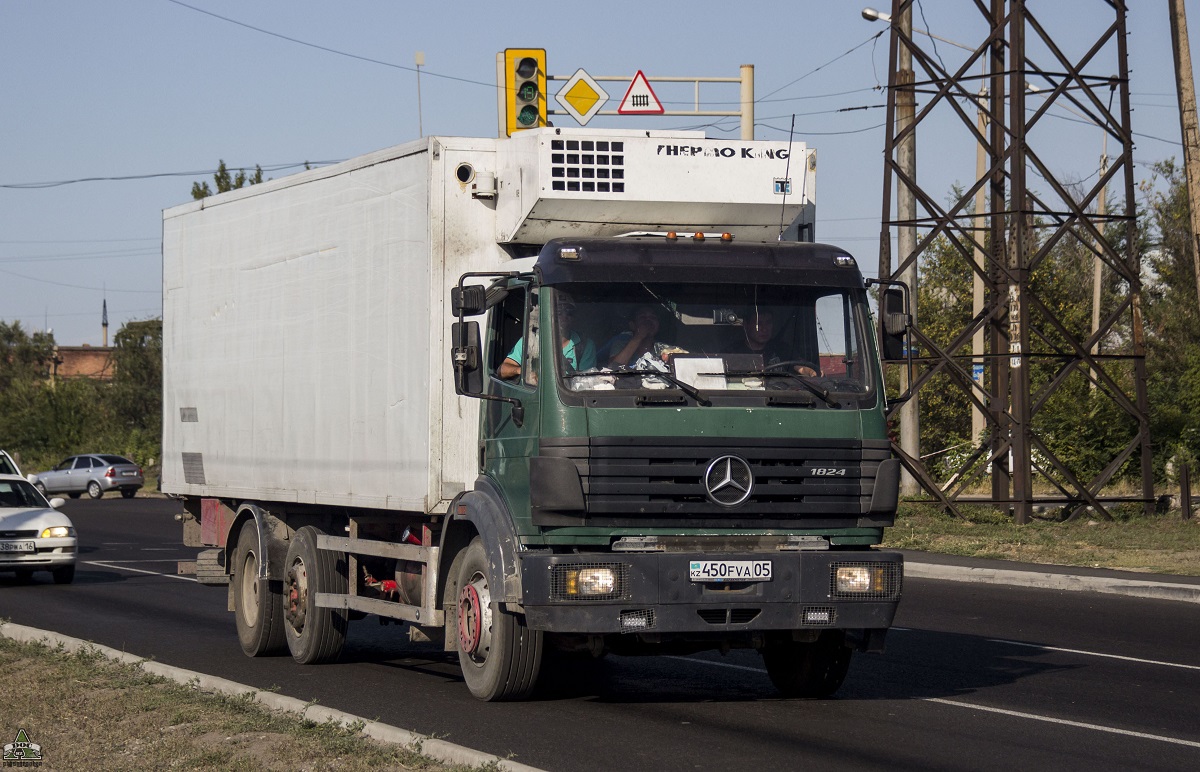 Алматинская область, № 450 FVA 05 — Mercedes-Benz SK 1824