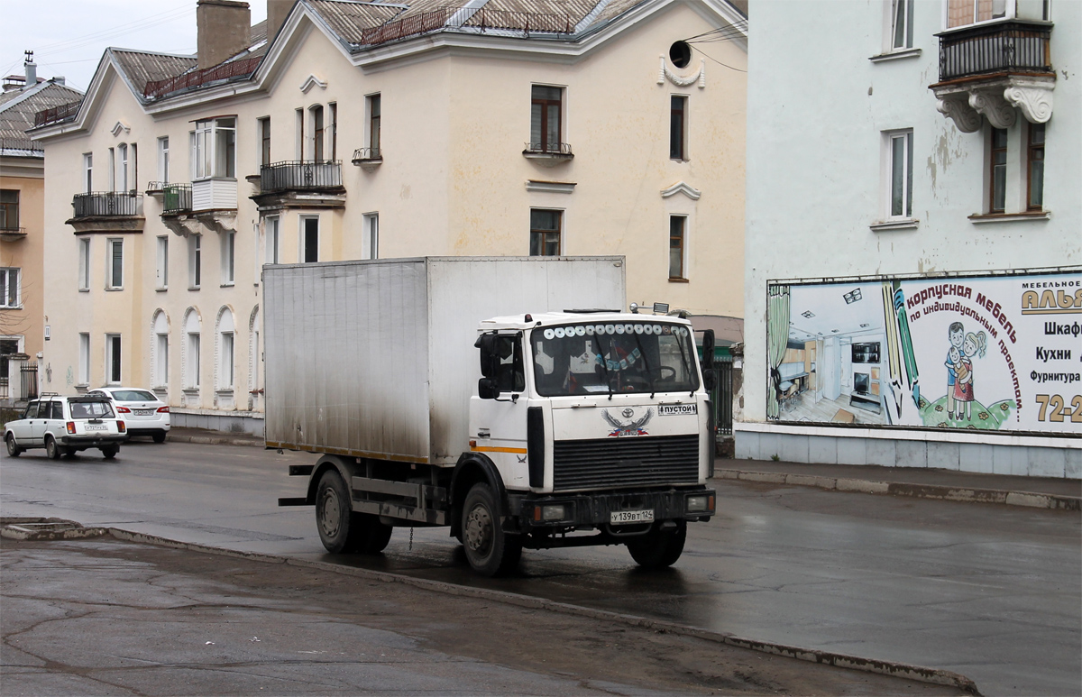 Красноярский край, № У 139 ВТ 124 — МАЗ-5337A2