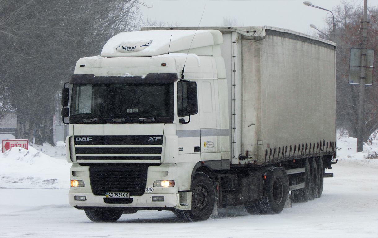 Харьковская область, № АХ 7939 СХ — DAF XF95 FT