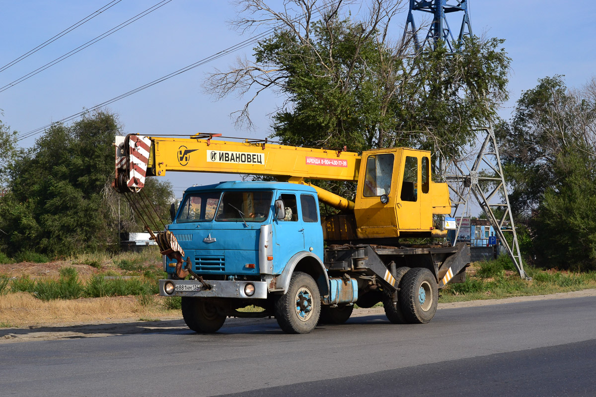 Волгоградская область, № В 881 НМ 134 — МАЗ-5334