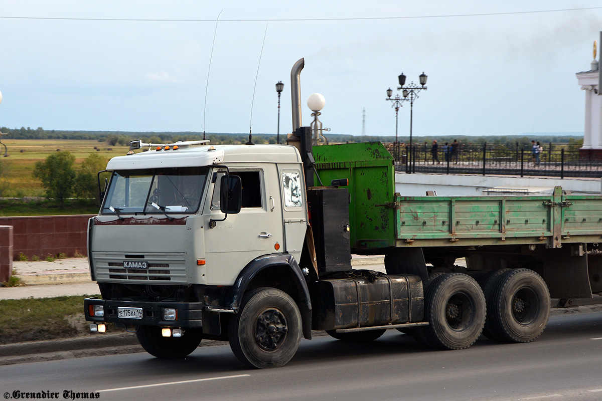 Саха (Якутия), № Е 175 КА 14 — КамАЗ-5410