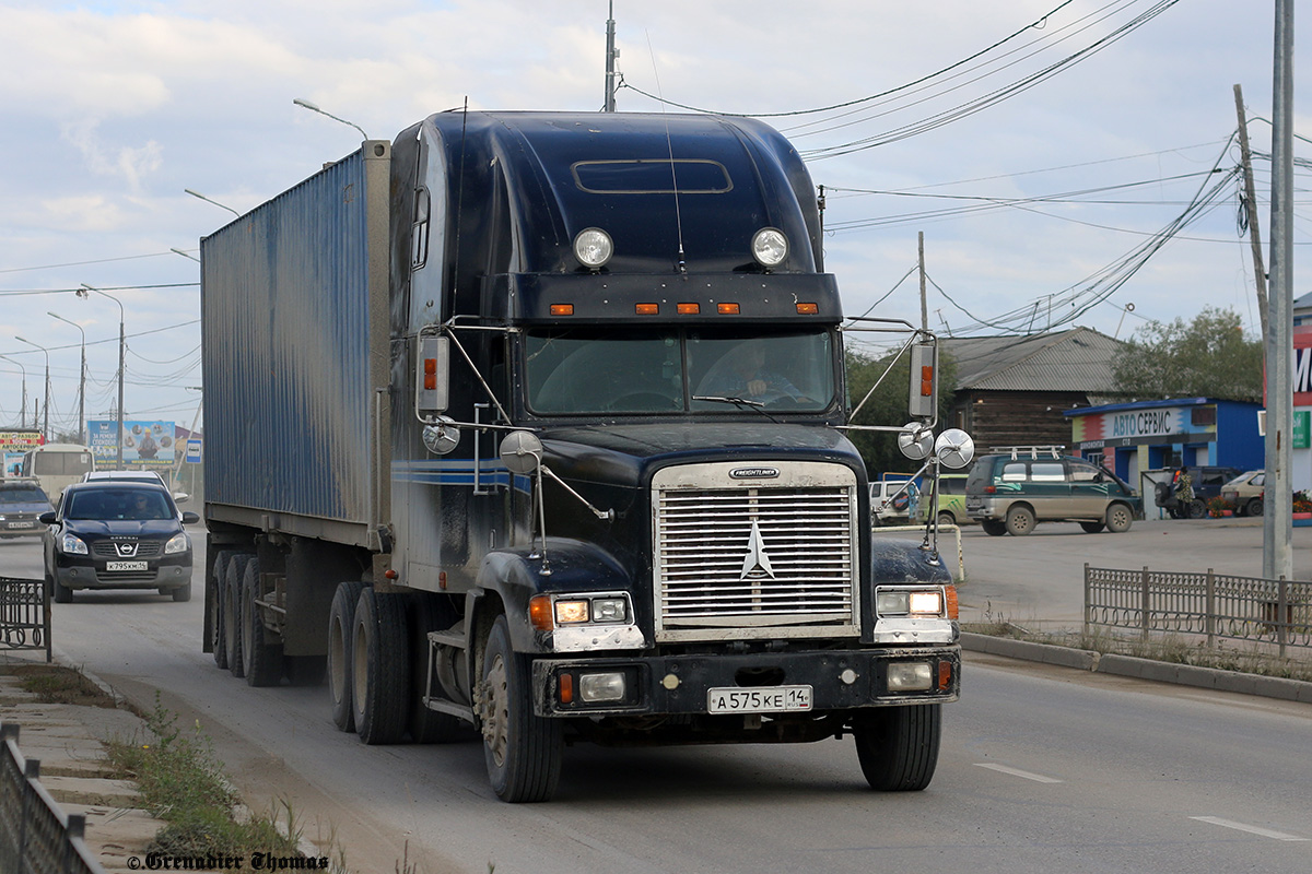 Саха (Якутия), № А 575 КЕ 14 — Freightliner FLD 120