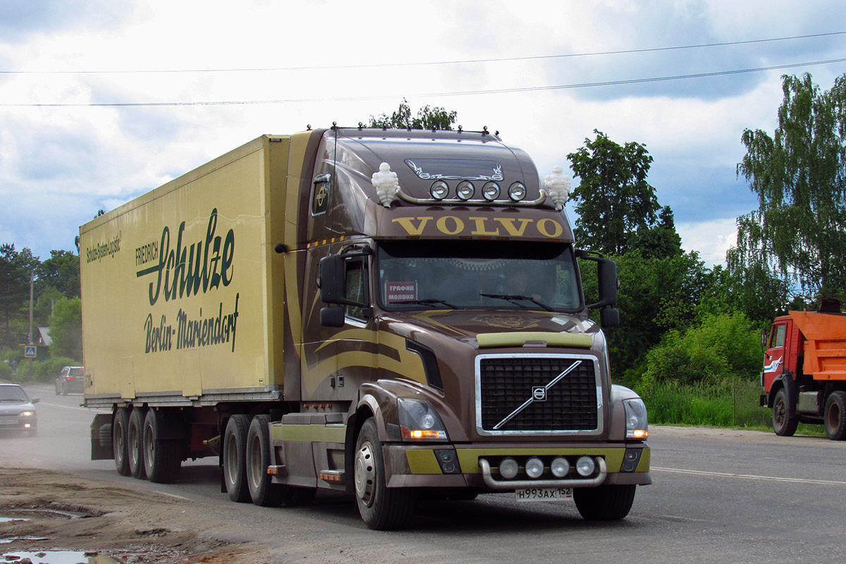 Нижегородская область, № Н 993 АХ 152 — Volvo VNL670