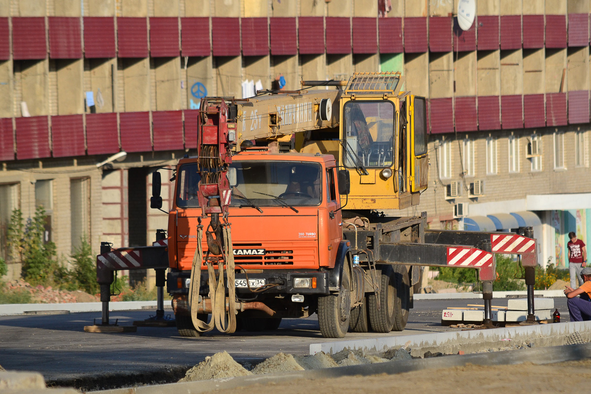 Волгоградская область, № А 545 ЕХ 34 — КамАЗ-65115-62