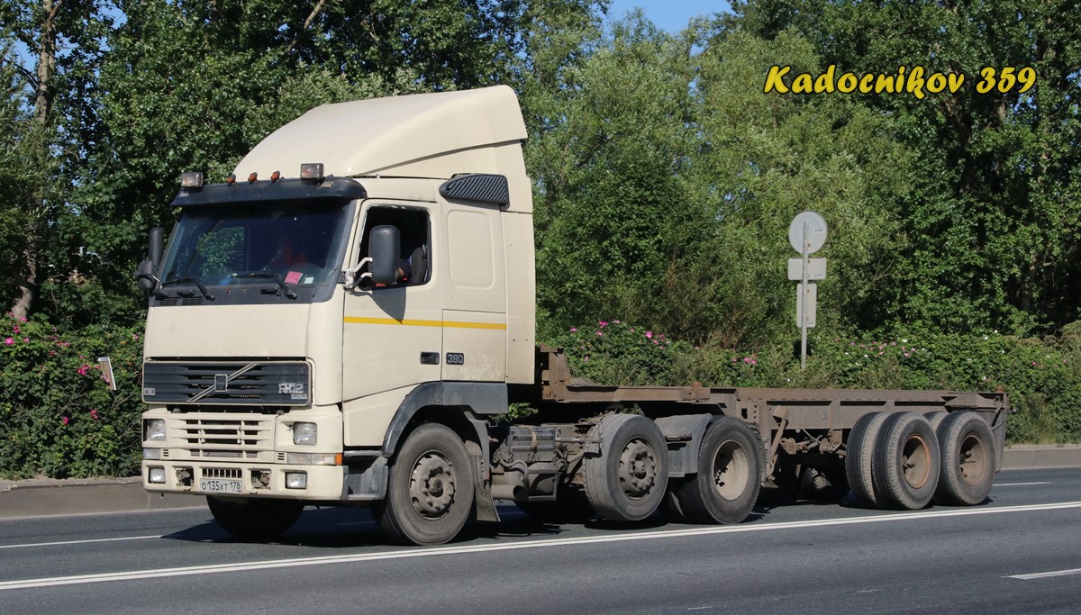 Санкт-Петербург, № О 135 ХТ 178 — Volvo ('1993) FH12.380