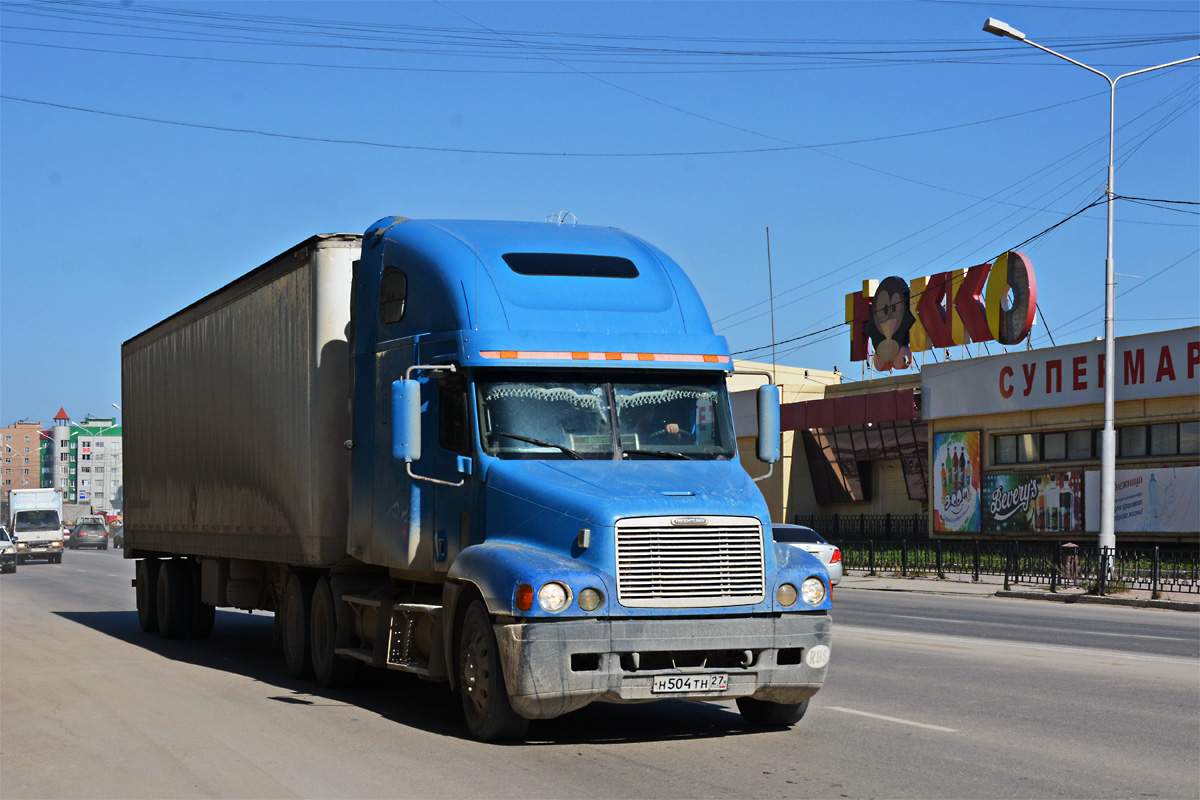 Хабаровский край, № Н 504 ТН 27 — Freightliner Century Class