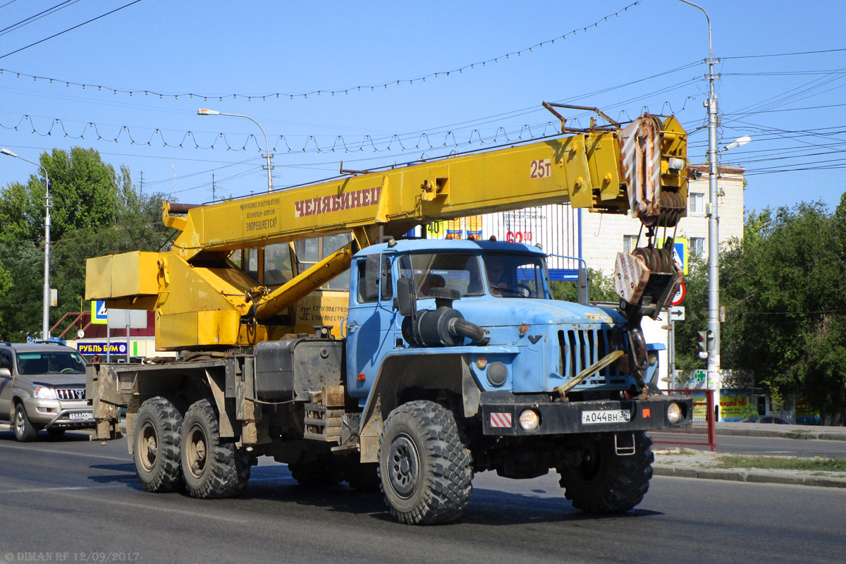 Волгоградская область, № А 044 ВН 34 — Урал-4320-40