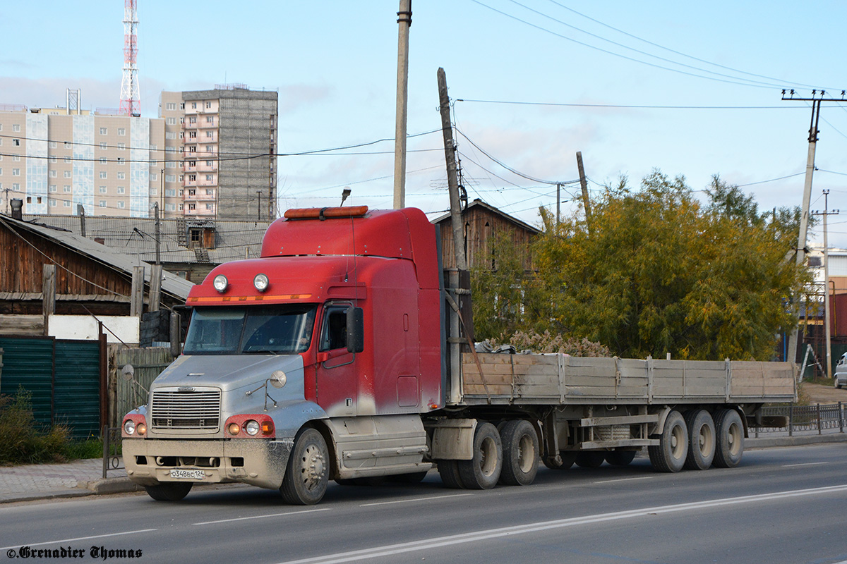 Красноярский край, № О 348 ВС 124 — Freightliner Century Class