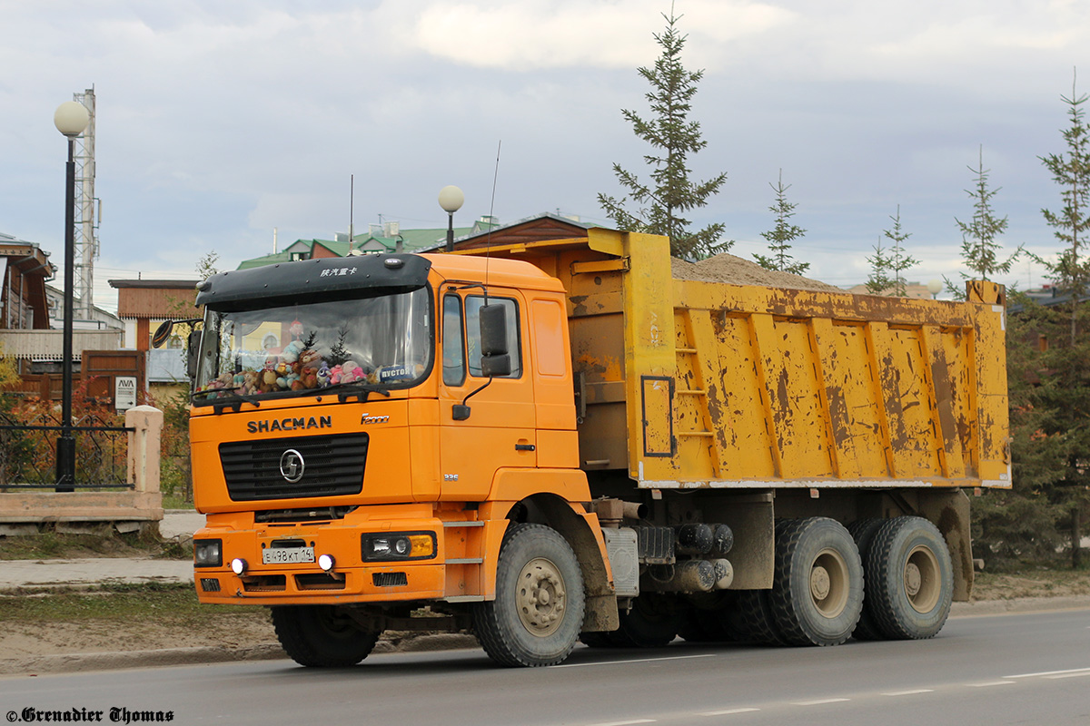 Саха (Якутия), № Е 498 КТ 14 — Shaanxi Shacman F2000 SX325x