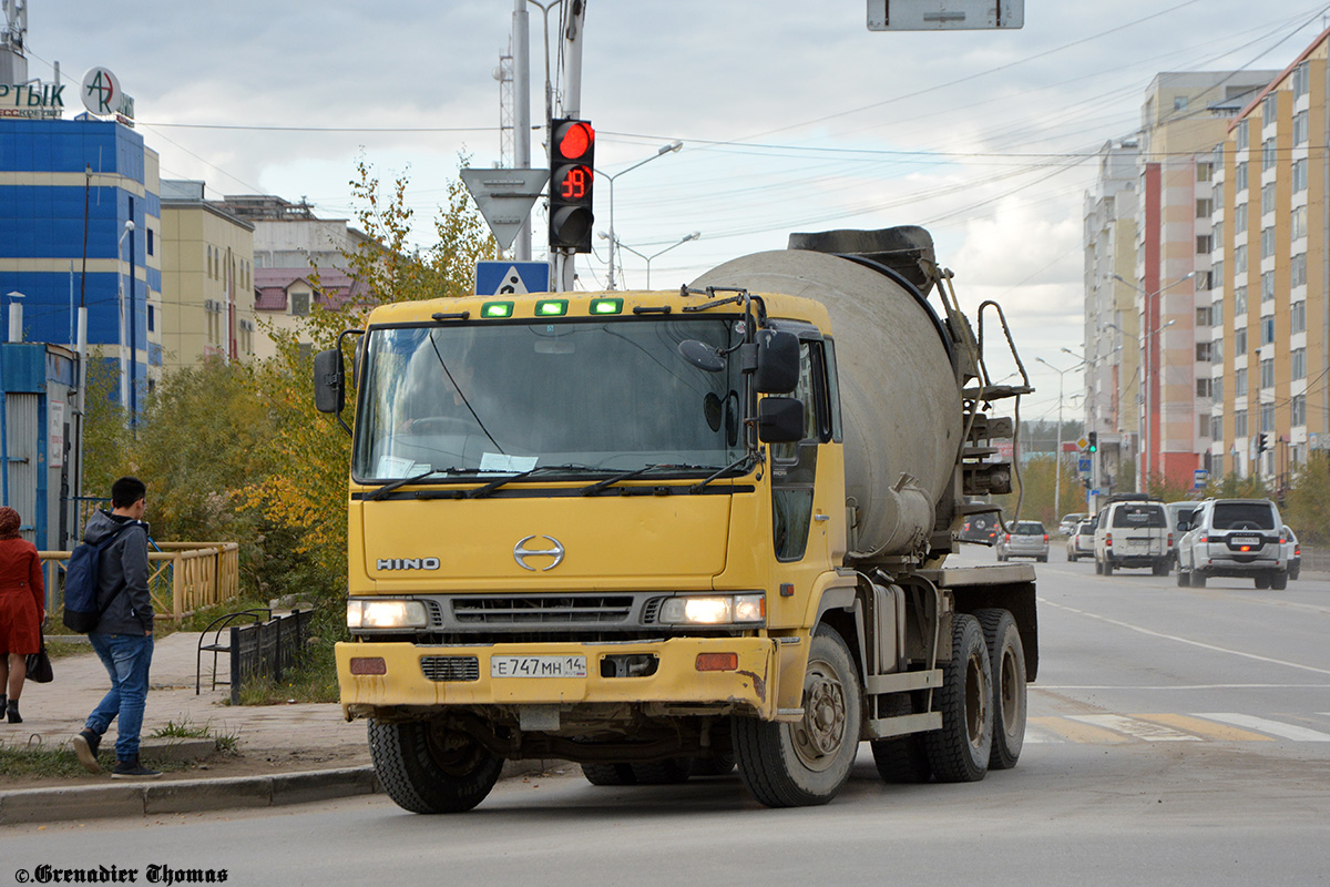 Саха (Якутия), № Е 747 МН 14 — Hino Profia