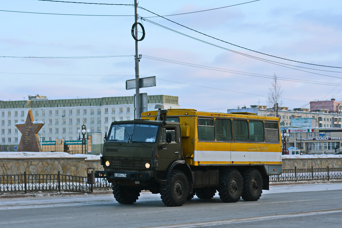 Саха (Якутия), № Е 589 АТ 14 — КамАЗ-43101