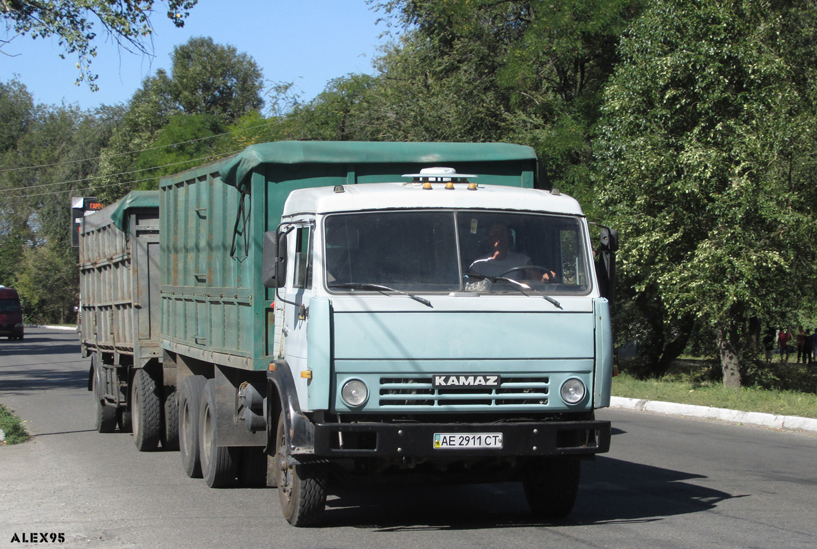 Днепропетровская область, № АЕ 2911 СТ — КамАЗ-53212