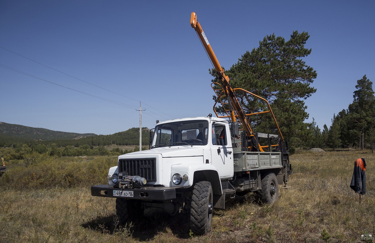 Восточно-Казахстанская область, № 491 AD 16 — ГАЗ-33081 «Садко»