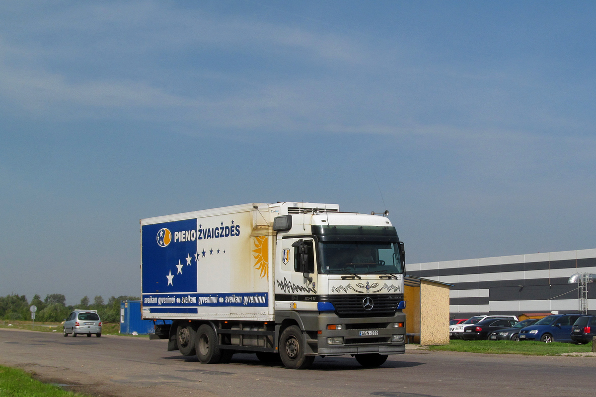 Литва, № ABN 292 — Mercedes-Benz Actros ('1997) 2540