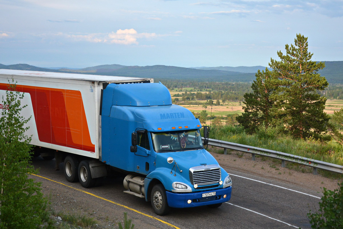 Хакасия, № Т 127 КК 19 — Freightliner Columbia