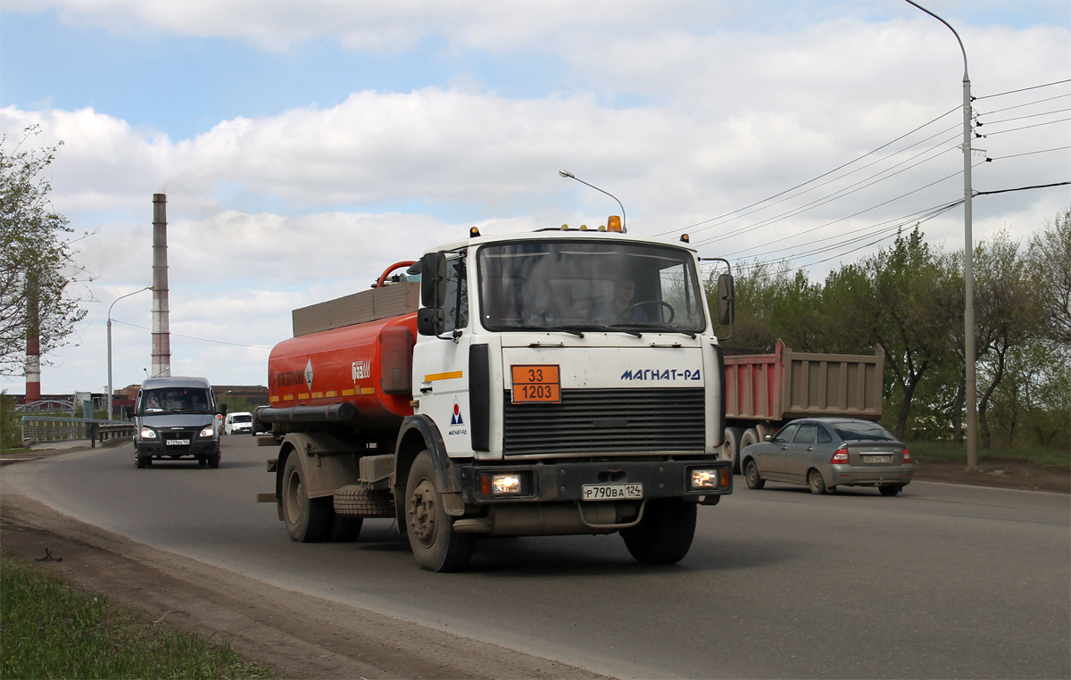 Красноярский край, № Р 790 ВА 124 — МАЗ-5337A2