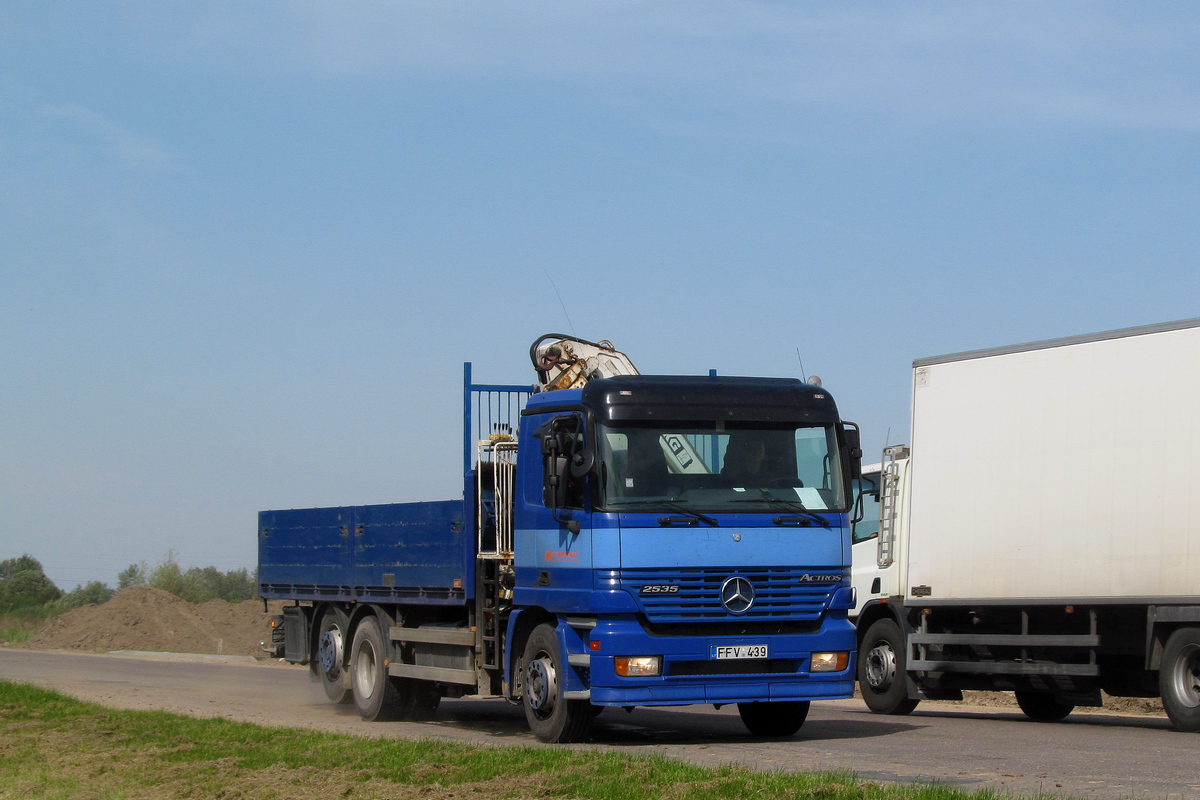 Литва, № FFV 439 — Mercedes-Benz Actros ('1997) 2535