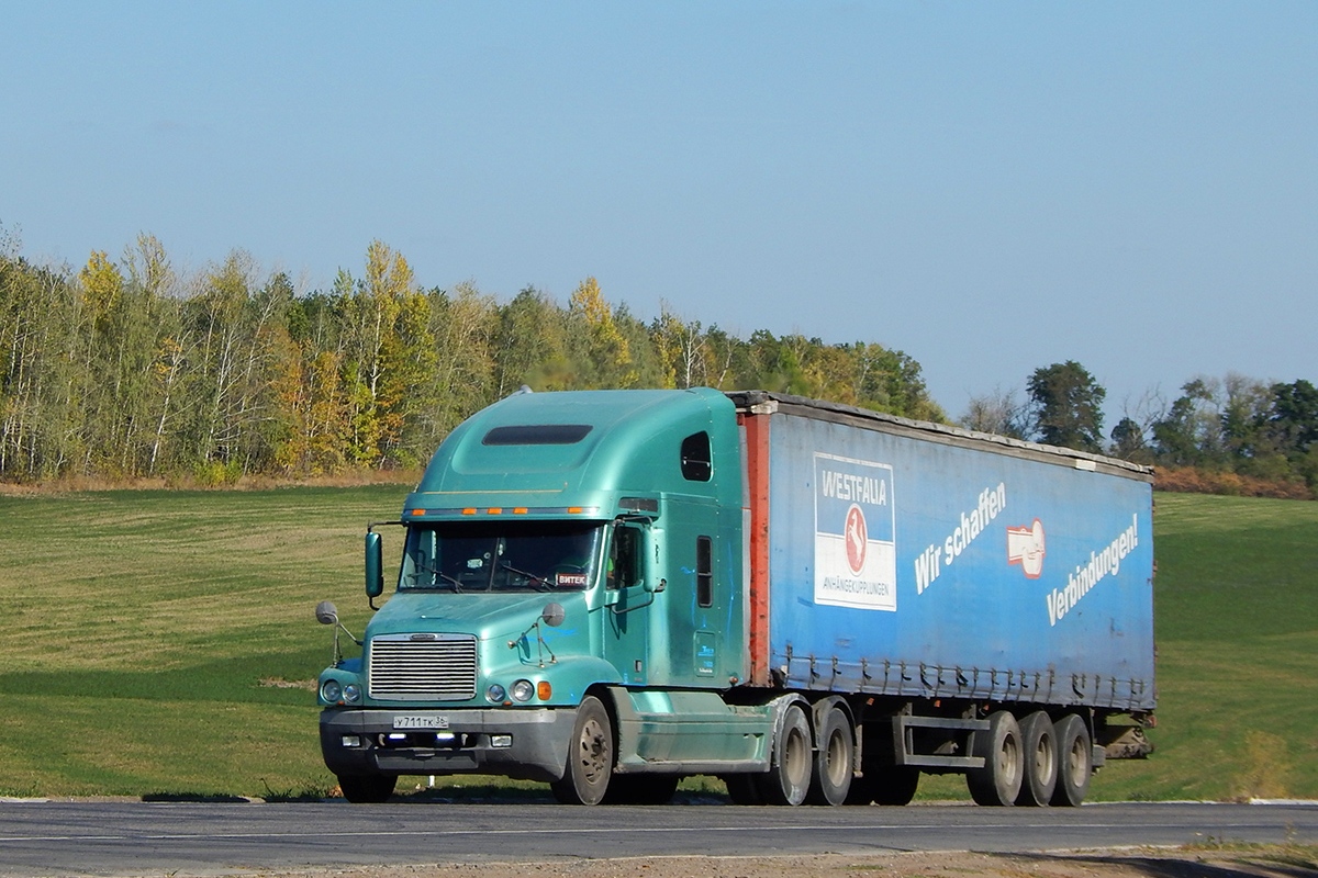 Воронежская область, № У 711 ТК 36 — Freightliner Century Class