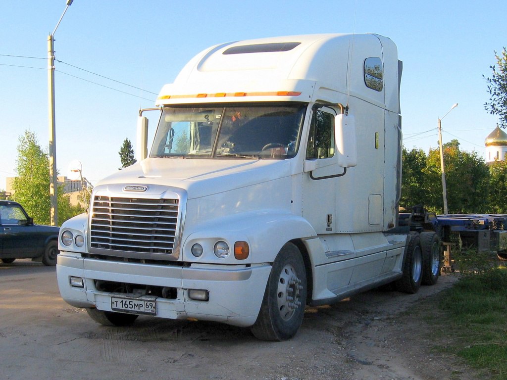 Тверская область, № Т 165 МР 69 — Freightliner Century Class