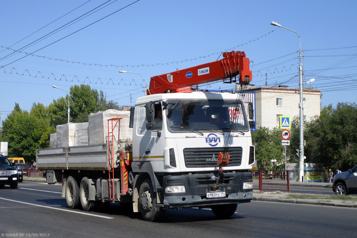 Волгоградская область, № В 983 РЕ 134 — МАЗ-6312B5