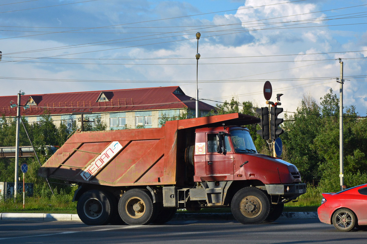 Ханты-Мансийский автоном.округ, № С 779 ВН 186 — Tatra 163 Jamal