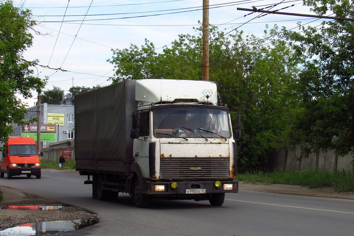 Ивановская область, № А 995 ЕЕ 37 — МАЗ-437041 "Зубрёнок"