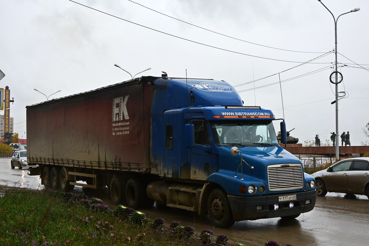 Алтайский край, № У 117 ОР 22 — Freightliner Century Class