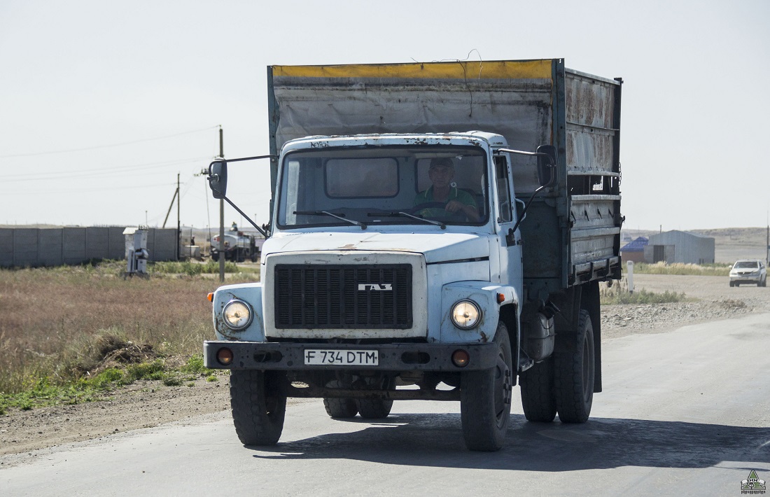 Восточно-Казахстанская область, № F 734 DTM — ГАЗ-33072