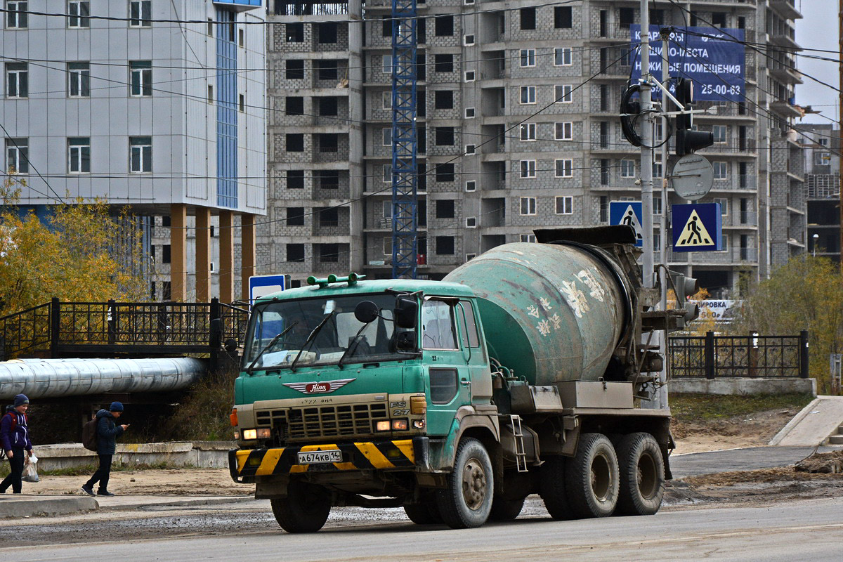 Саха (Якутия), № А 674 КВ 14 — Hino FS