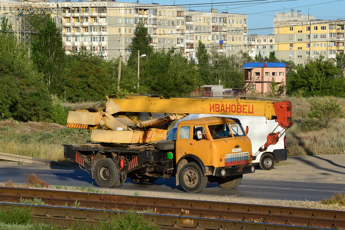 Волгоградская область, № Р 097 ЕВ 34 — МАЗ-5334