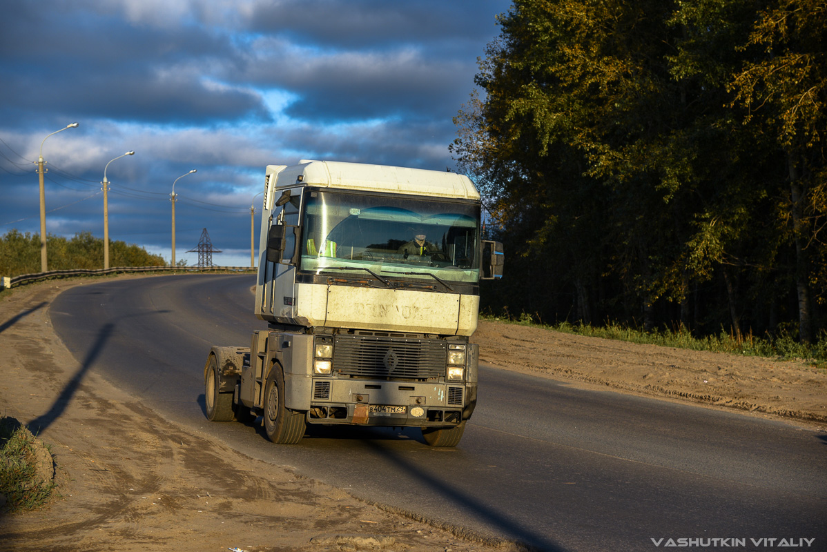 Архангельская область, № В 404 ТМ 29 — Renault Magnum Integral ('1997)