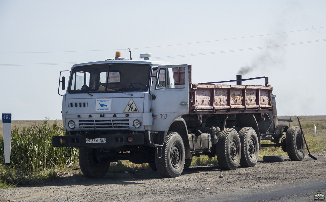 Алматинская область, № B 668 AL — КамАЗ-4310