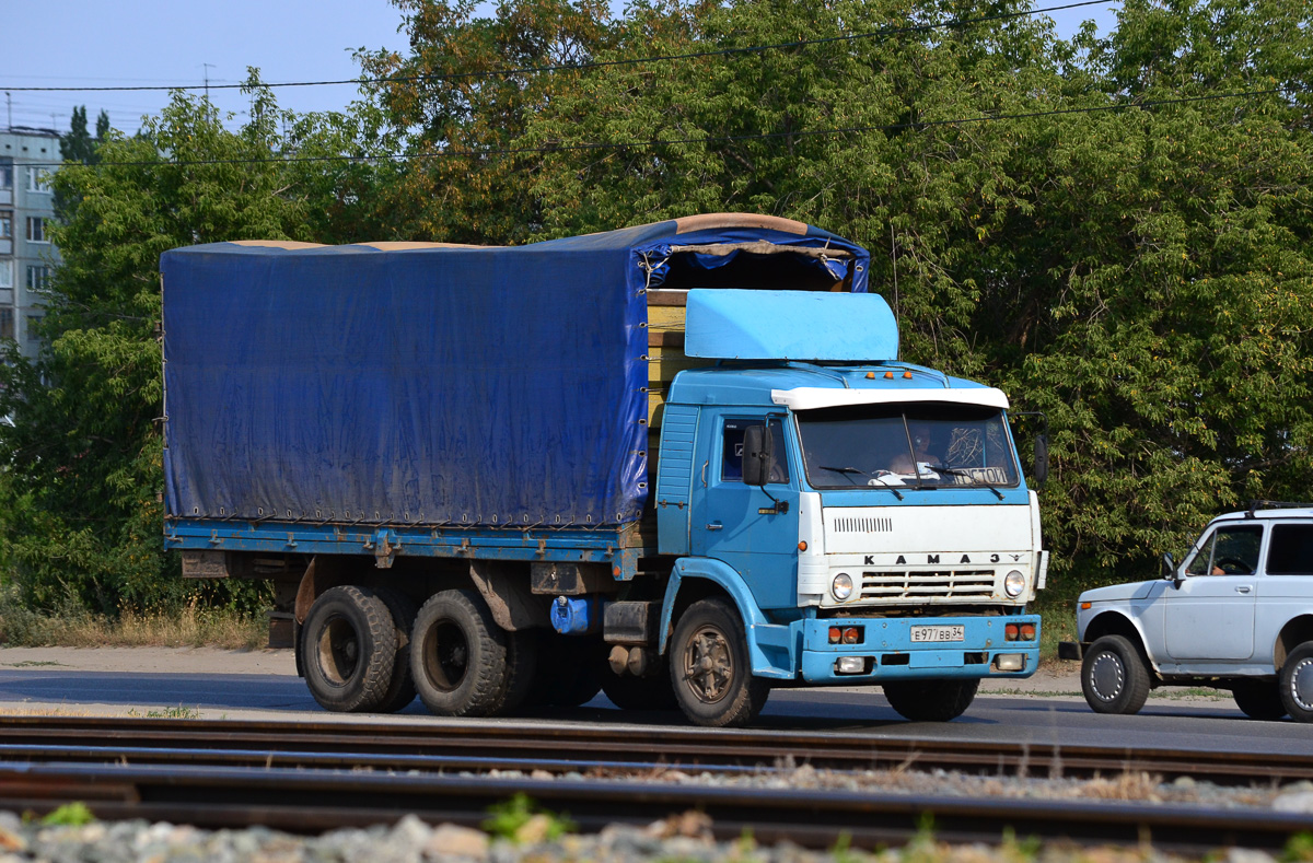 Волгоградская область, № Е 977 ВВ 34 — КамАЗ-5320