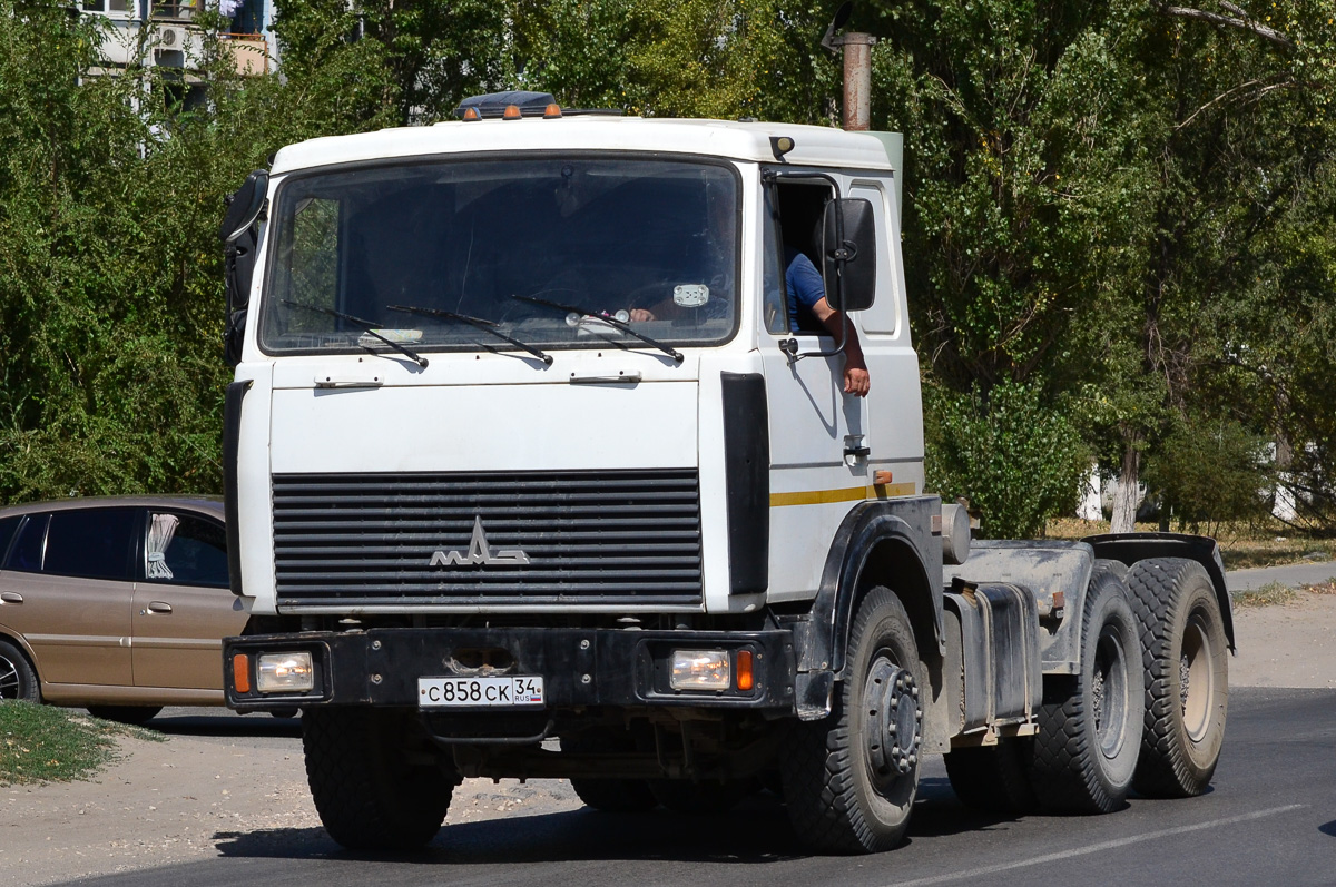 Волгоградская область, № С 858 СК 34 — МАЗ-6422A8